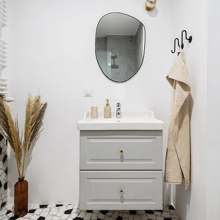 Διαμέρισμα Gryf - Private Parking Included *