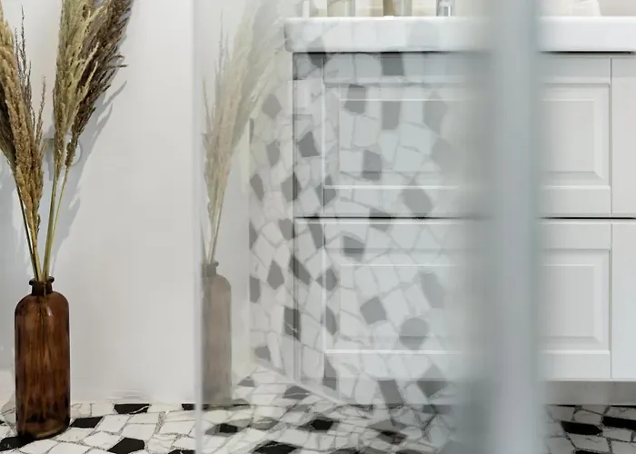 Gryf - Private Parking Included *